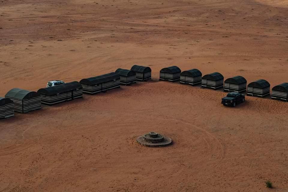 Hotel Bedouin Adventure & Tours Wadi Rum Exterior foto