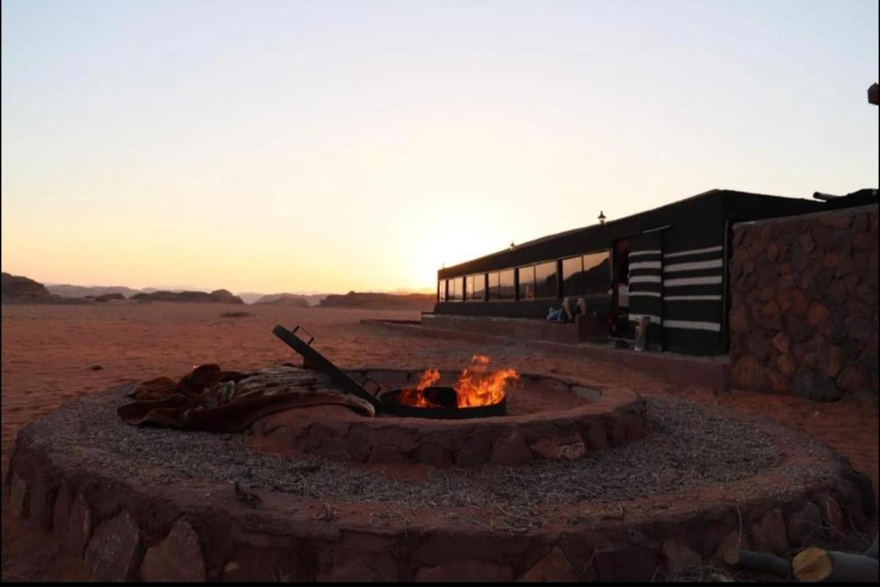 Hotel Bedouin Adventure & Tours Wadi Rum Exterior foto